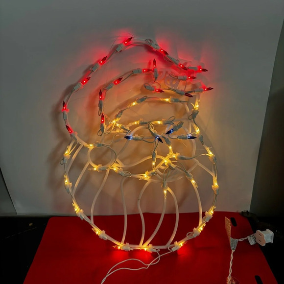 Light-Up Christmas Silhouette - Red and White Santa - Picture 2 of 4